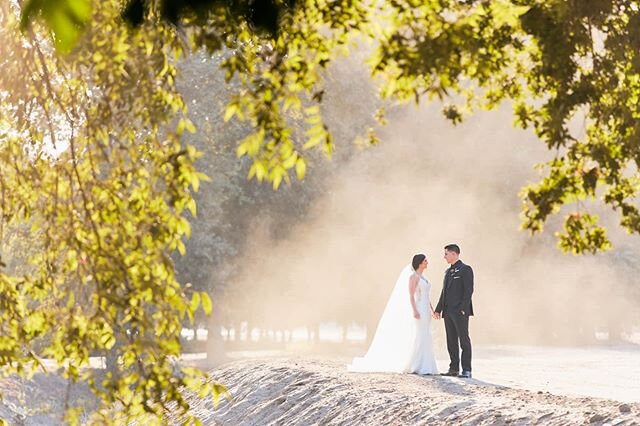 If your wedding venue is dusty... well, that might not be a bad thing at all 😉
We love exploring the use of flash, especially Stephan. He is always searching and studying how to use flash in order to turn a good picture into an amazing one.

But sometimes it really doesn't get much better than nature's spotlights! It's crazy what a little bit of wind and some dust can create.
*photos taken shooting for @elliekoleen .
.
•
#creativeweddingphotography
#fresnoweddings #chasinglight #weddingphotoinspo #inspiredbythis #weddingphotoideas #shesaidyes #brideandgroomphotos #justsaidyes #fresnophotographer #instawedding #fresnoweddingphotographer #clovisweddingphotographer #yosemiteweddingphotographer #bayareaweddingphotographer #weddingphotographyinspiration #weddingdayphoto #weddingdress #weddingdayinspiration #bridaldress